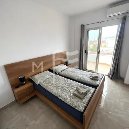 2 Bedrooms 120m2 Golem (Tirana)