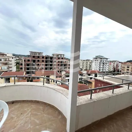 2 Bedrooms 120m2 Apartament