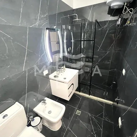 2 Bedrooms 120m2 Apartment